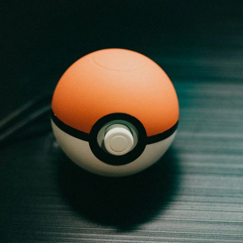 shallow focus photo of Pokeball